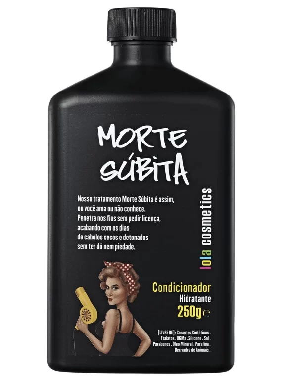 O morte súbita condicionador é ideal para o cuidado e recuperação de cabelos danificados. ▸ Promove a reposição da hidratação e da força que foram perdidas, deixando os fios macios e suaves. ▸Combate o ressecamento de forma eficaz, aumentando significativamente a umidade interna dos cabelos. ▸ Ajuda a resgatar a elasticidade dos fios, essencialmente após danos químicos. Fortalece a estrutura capilar, protegendo-a contra a quebra causada pelo uso diário de ferramentas de calor. ▸ Atua na selagem das cutículas, o que contribui para o brilho e a retenção de nutrientes. ▸É um item essencial na rotina de quem busca recuperação intensiva com a linha Lola Morte Súbita.